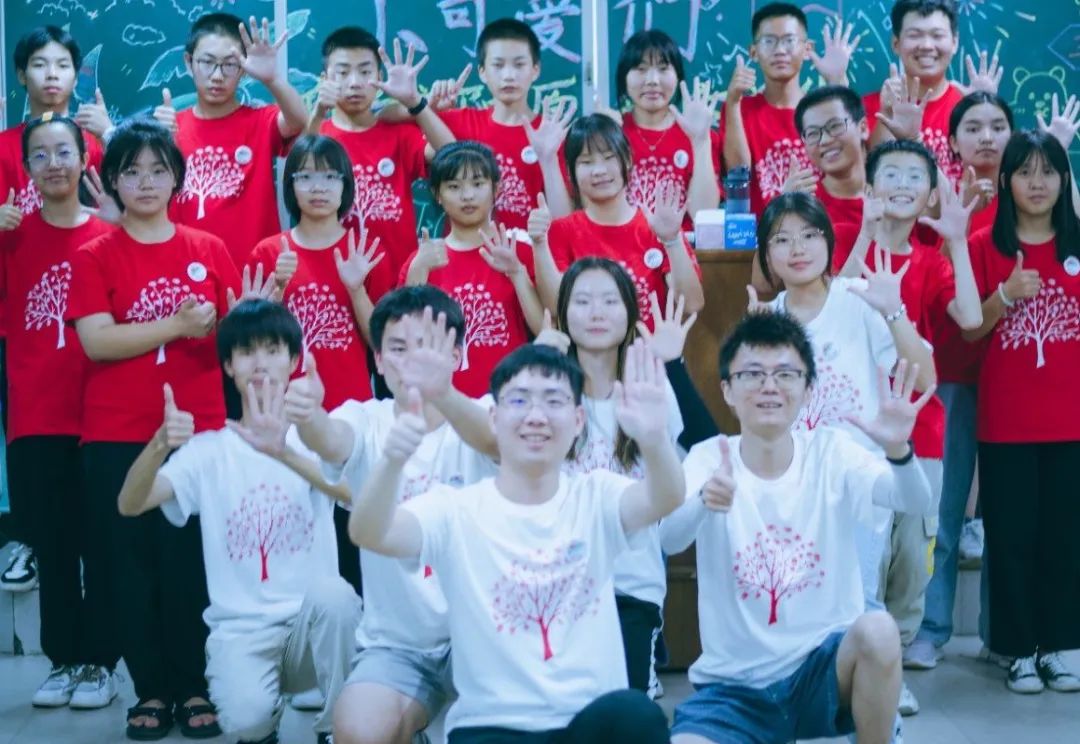 67ed18dae6e05.jpg